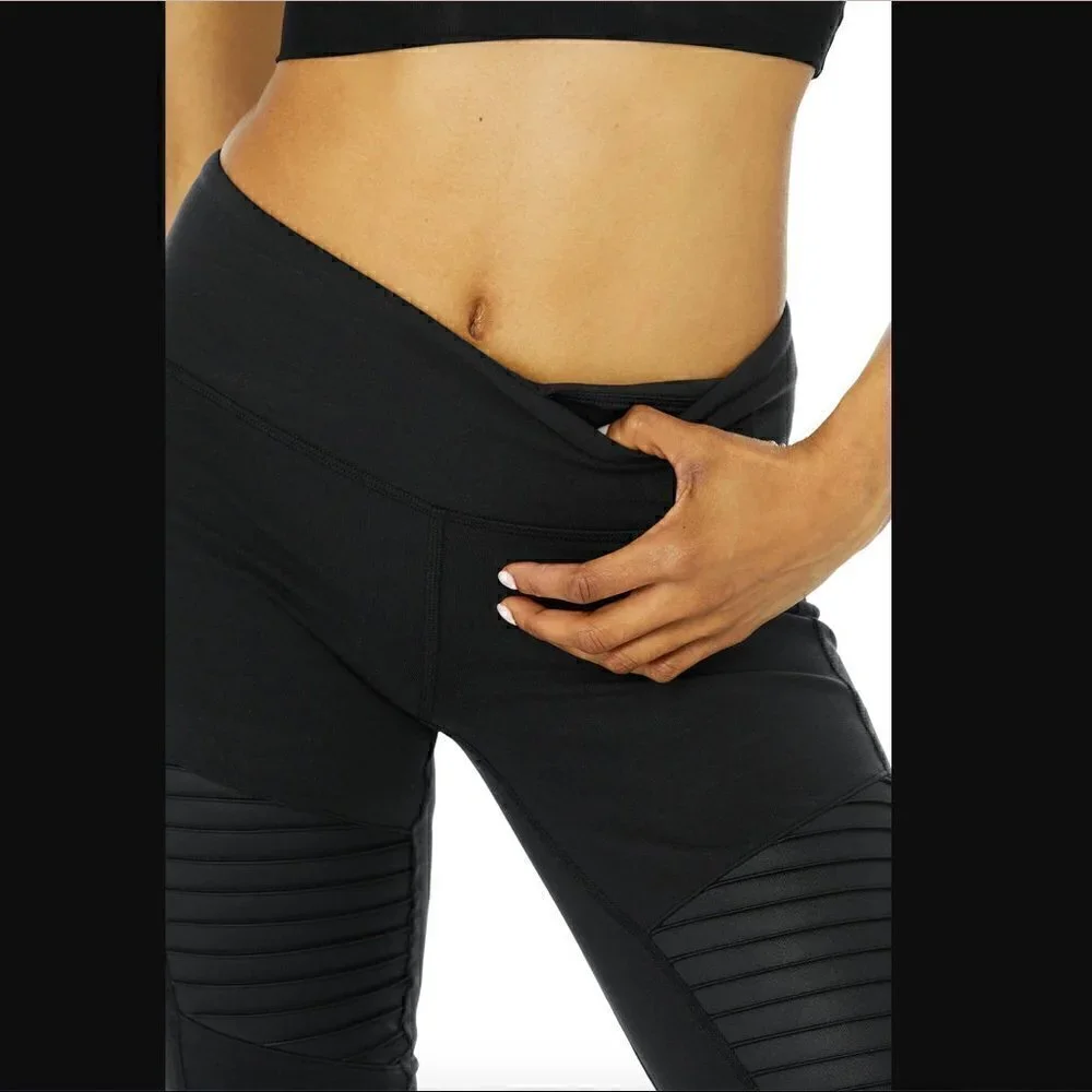 Alo Yoga Moto Leggings XXS Yoga Athleisure Activewear Athletic Workout Gym Black